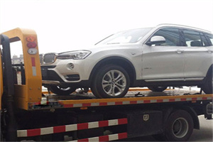 喀什拖车24小时服务电话